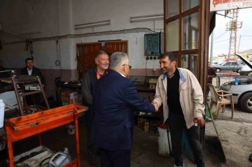 Başkan Büyükkılıç, Pınarbaşı sanayi esnafı ile kucaklaştı
