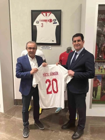 Başkan Güngör, MHK Başkanı İbanoğlu ile futbolu konuştu
