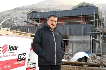 Başkan Gürkan: “Malatya’ya yakışan bir Gençlik Kampı olacak”
