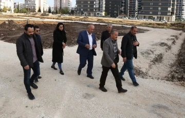 Başkan Kılınç, Altınşehir Mahallesinde inceleme yaptı
