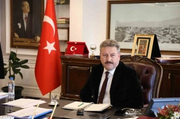 Başkan Palancıoğlu: “Atatürk bizlere vatan için yılmamayı ve ümit etmeyi öğretti”
