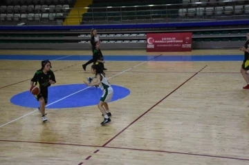 Basketbol Anadolu Şampiyonası Muğla’da başladı
