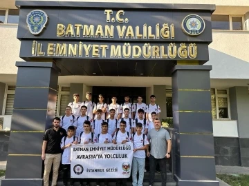 Batman’da 20 başarılı öğrenci İstanbul gezisiyle ödüllendirildi
