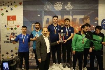 Bayburt Üniversitesi, UniLig Dart Şampiyonasında da ’Şampiyonların Üniversitesi’ oldu
