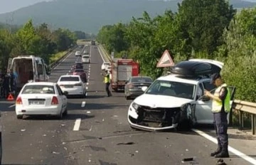 Bayram öncesi Bursa'da feci kaza: Çok sayıda yaralı var! 