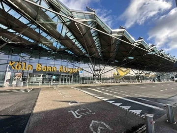 Berlin ve Köln’de havalimanları grev nedeniyle boş kaldı

