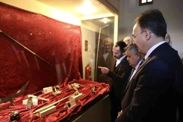 Bilecik’te ‘Kahraman Türk Büyükleri Savaş Aletleri Sanat Sergisi’ açıldı
