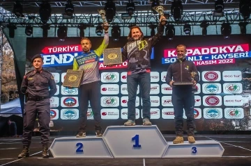 Bilecikli motosiklet tutkunu, Türkiye Enduro ve ATV Şampiyonası’nda Türkiye Şampiyonu oldu
