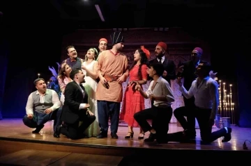 Bir Tuhaf Soruşturma tiyatro oynuna Gaziantepli sanatseverlerden tam not
