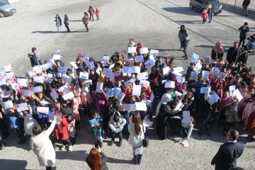 Bitlis’te 94 bin 320 öğrenci karne heyecanı yaşadı

