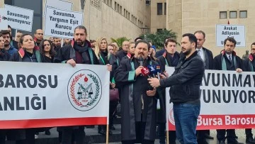 Bursa Barosu avukatlarına yapılan silahlı saldırı protesto edildi