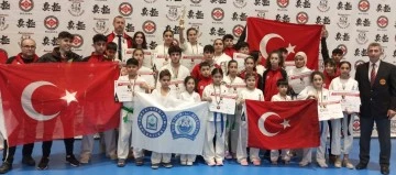 Bursa, Bulgaristan'da düzenlenen şampiyonada 16 madalya kazandı 