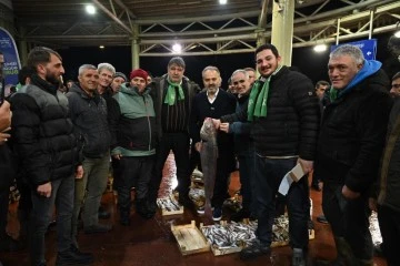 Bursa Büyükşehir Belediye Başkanı ve Adayı Aktaş'tan hal esnafına yeni müjdeler 