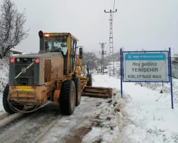 Bursa Büyükşehir Belediyesi'nin kar mesaisi devam ediyor 