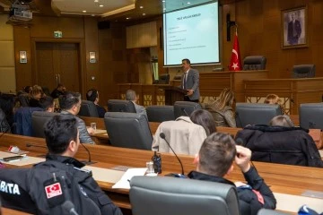 Bursa Büyükşehir personeline mevzuat eğitimi