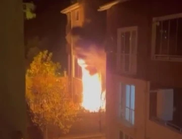 Bursa'da apartman dairesinde yangın çıktı!
