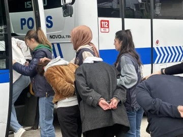 Bursa'da 'Çağrı Merkezi' çetesi çökertildi