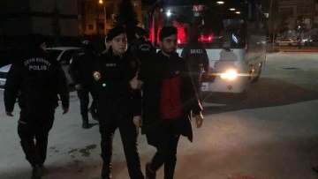 Bursa'da çok sayıda kaçak göçmen yakalandı