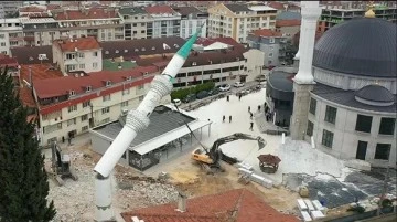 Bursa'da FETÖ'nün okulu yıkıldı yerine cami yapıldı 