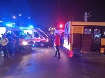 Bursa'da iki halk otobüsü çarpıştı: 6 yaralı