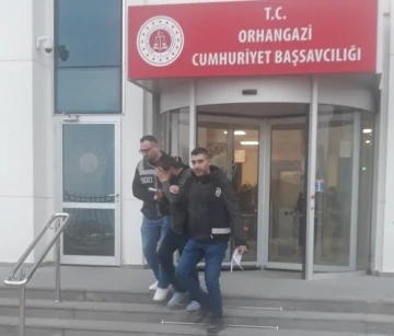 Bursa'da iki hırsızlık olayının zanlısı yakayı ele verdi 