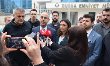 Bursa'da Kılıçdaroğlu'nun afişini asan 5 genç gözaltına alındı 