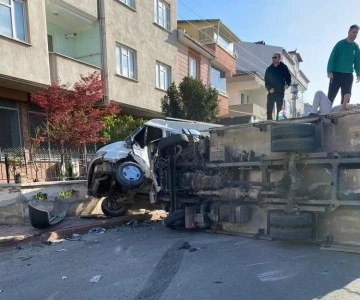Bursa'da trafik kazası: 3 yaralı 