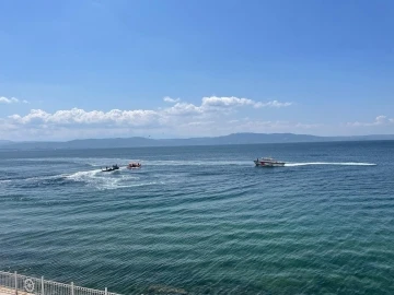 Bursa Sahil Güvenlik ekiplerinden yasak avlanan balıkçılara operasyon