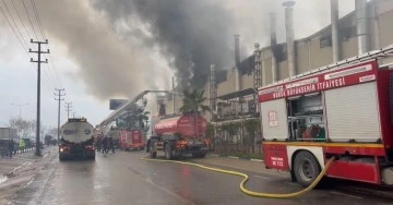 Bursa'daki tekstil fabrikası yangını hakkında Vali Demirtaş ve Başkan Aktaş'tan açıklama