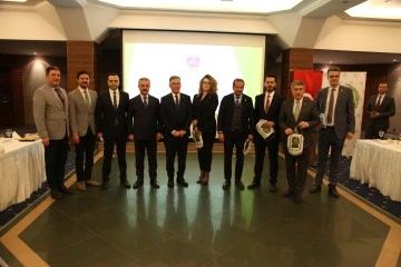 Bursa Fan Club, seçim öncesi milletvekili adayları ile buluştu