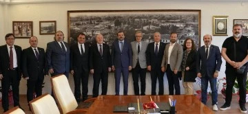 Bursa Gazeteciler Cemiyeti Başkanı Nuri Kolaylı ve Yönetim Kurulu'ndan Gürsu Belediyesi'ne ziyaret 