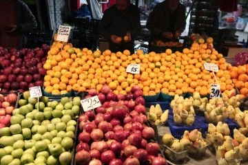 Bursa tezgahlarında kış meyvelerin fiyatı! 