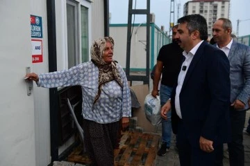 Bursa Yıldırım Belediyesi'nin deprem bölgesindeki çalışmaları devam ediyor 
