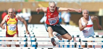 Bursalı veteran atlet Dr. Murat Kaçar'dan Türkiye rekoru