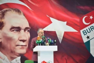 Bursaspor Kulübü, Büyükşehir Belediye Başkanı Alinur Aktaş’a teşekkür etti
