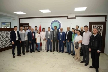 BUÜ’den Özbek akademisyenlere seminer
