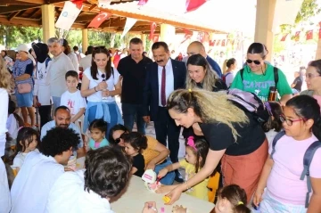 Büyükşehir Belediyesi 23 Nisan Çocuk ve Uçurtma Festivali sürüyor
