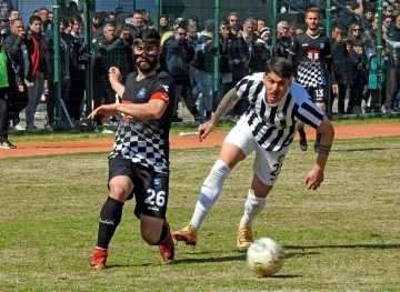 Çeşme Belediyespor, Ortaköyspor 1-1 berabere kaldı