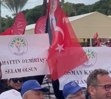 CHP’den Özgür Özel’in katıldığı mitingde açılan DEM Parti pankartlarına ilişkin açıklama
