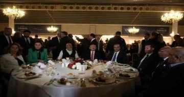 CHP Genel Başkanı Kılıçdaroğlu, Bursa’da iş insanlarıyla bir araya geldi