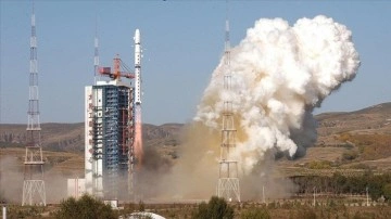 Çin, "Fıngyün-3 07" meteoroloji uydusunu fırlattı