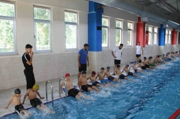 Cizre’de 12 bin çocuğa yüzme eğitimi verilecek
