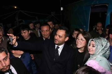 Cumhur İttifakı Mudanya Belediye Başkan adayı Gökhan Dinçer’e sevgi seli