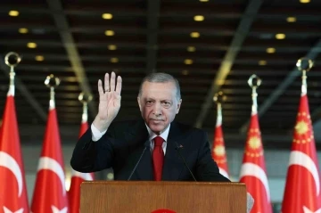 Cumhurbaşkanı Erdoğan “İBB nereye gittiği belli olmayan deste deste para görüntüleri ile anılmakta”
