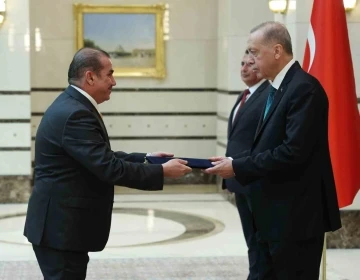 Cumhurbaşkanı Erdoğan, Irak Büyükelçisi Majid Abdulreda Hassan Al-Lachmawi’ni kabul etti
