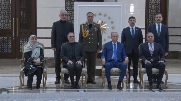 Cumhurbaşkanı Erdoğan, İran Büyükelçisi Habibollahzadeh’i kabul etti
