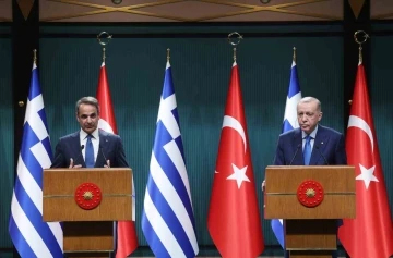 Cumhurbaşkanı Erdoğan: "Yunanistan’la aramızda çözülemeyecek büyüklükte bir sorun yok"
