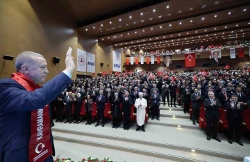 Cumhurbaşkanı Erdoğan: “Savunma sanayi yatırımlarını deprem bölgesine aktaracak proje hazırladık”
