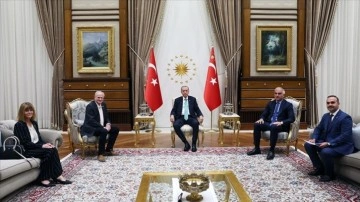 Cumhurbaşkanı Erdoğan, Uluslararası Uzay Federasyonu Genel Sekreteri Feichtinger'ı kabul etti