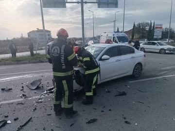 Denizli’de trafik kazası: 3 yaralı
